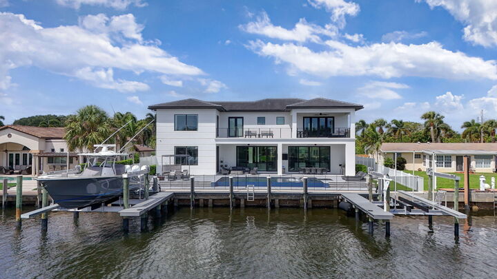 Property Photo:  824 Shore Drive  FL 33408 