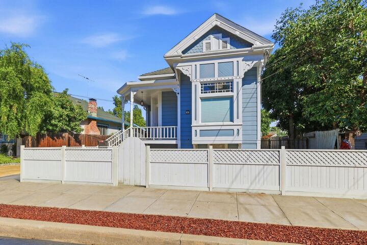 Property Photo:  42 Union Street  CA 95110 