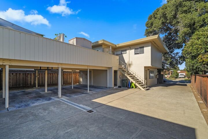 Property Photo:  444 Villa Terrace  CA 94401 