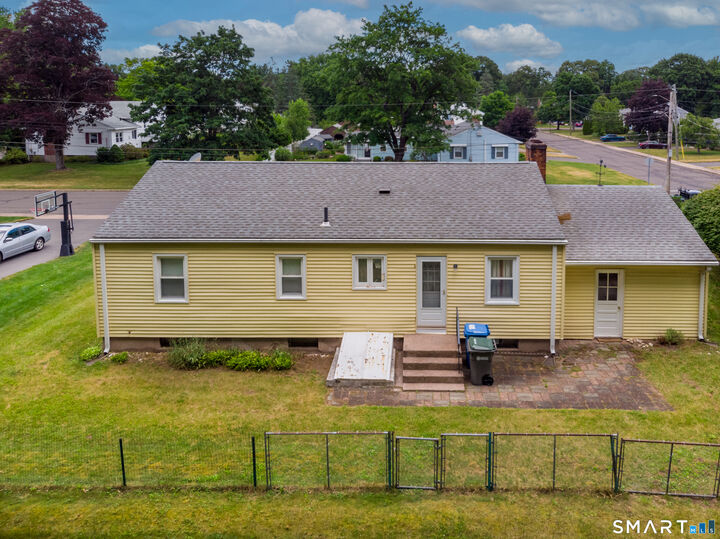Property Photo:  54 Woodhill Road  CT 06042 