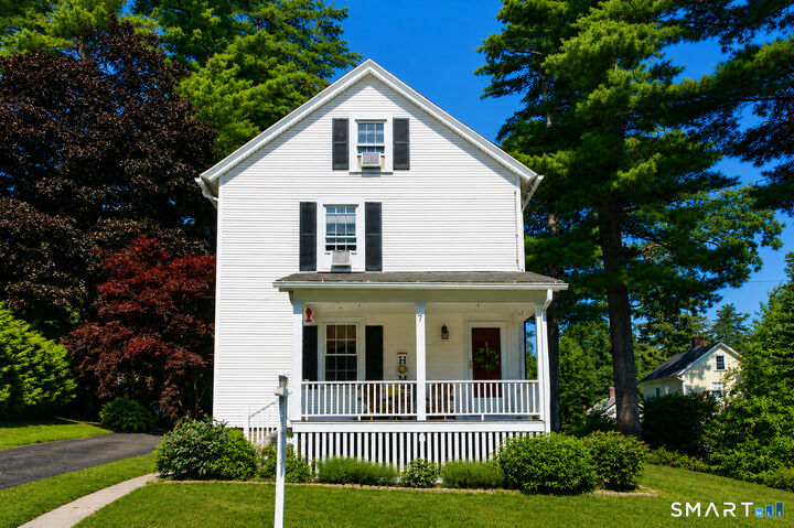Property Photo:  7 Middle Lane  CT 06070 