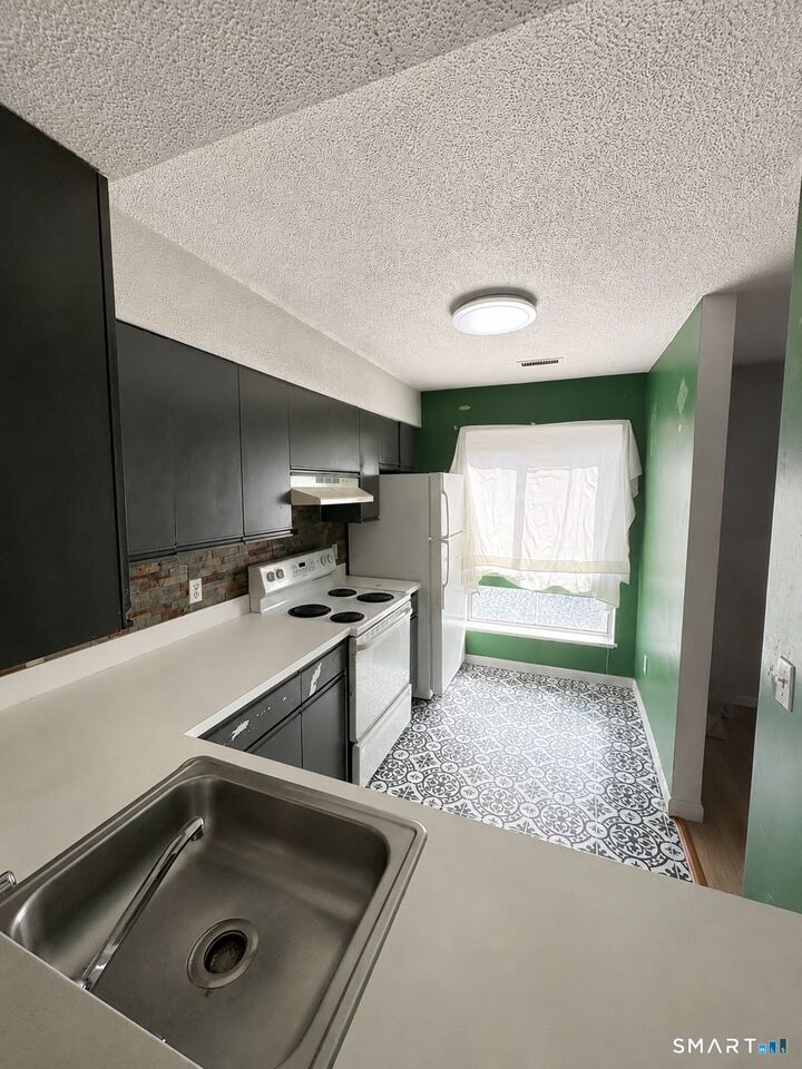 Property Photo: 1423 Quinnipiac Avenue 808 CT 06513