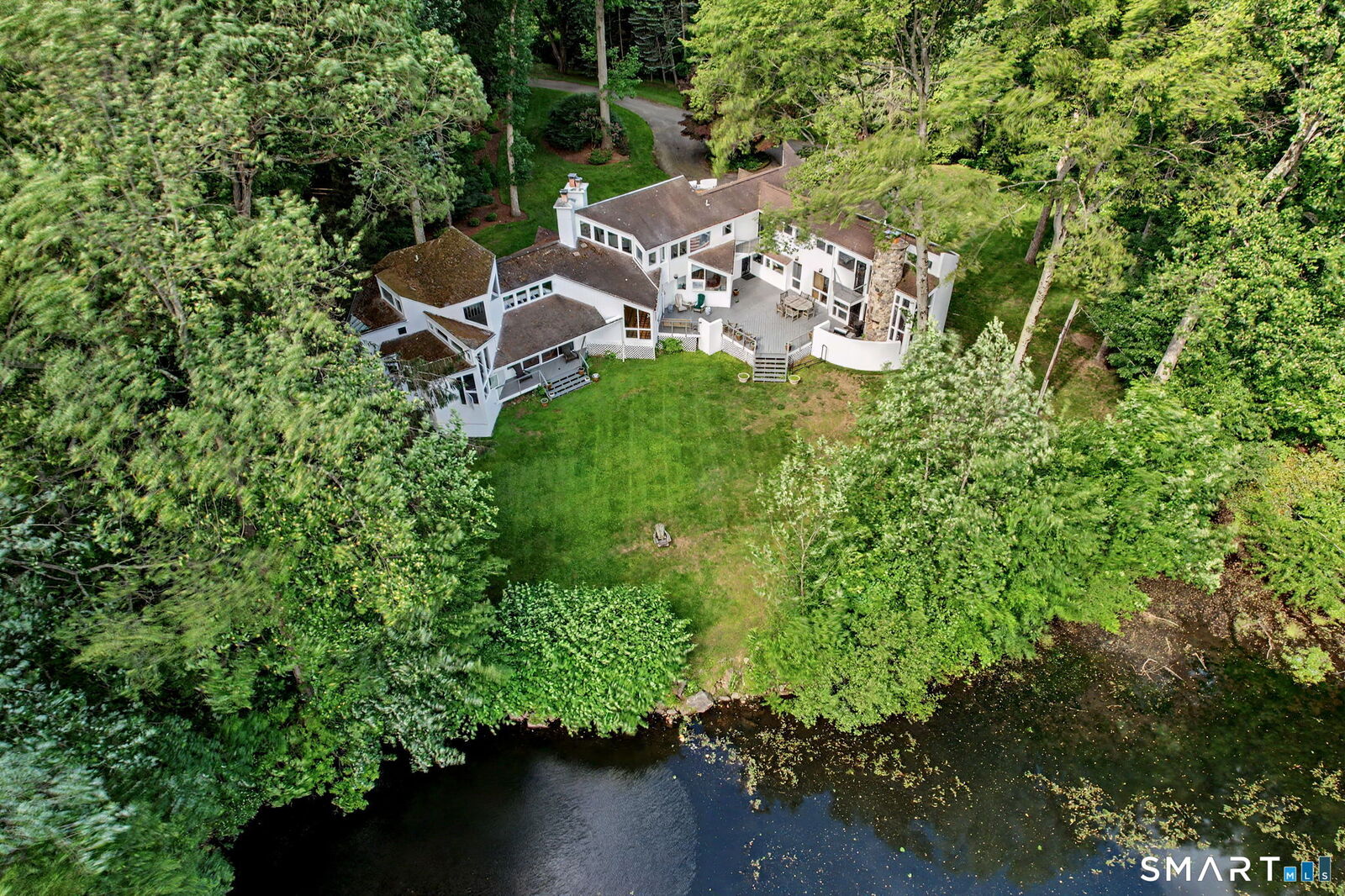 Property Photo:  9 Morehouse Lane  CT 06850 