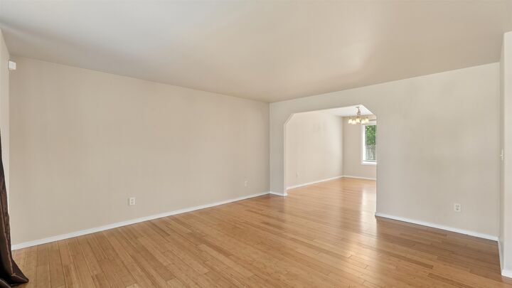 Property Photo:  509 S Molly Mitchell Dr  WA 99001 