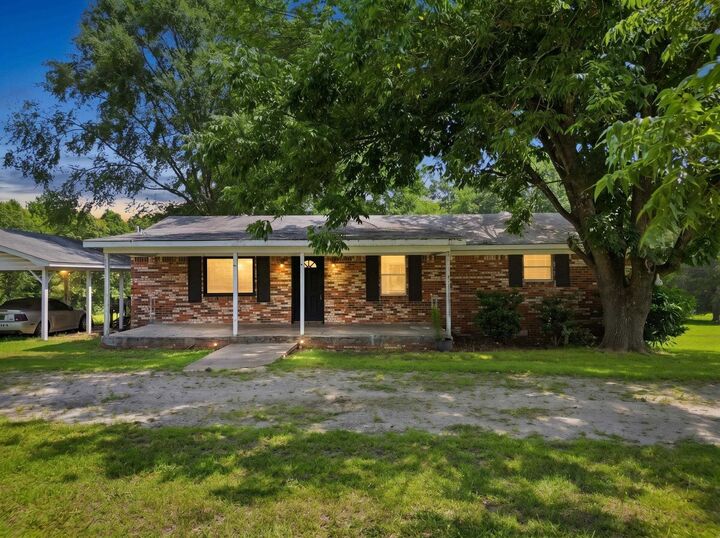 Property Photo:  330 Old Highway 146  SC 29335 