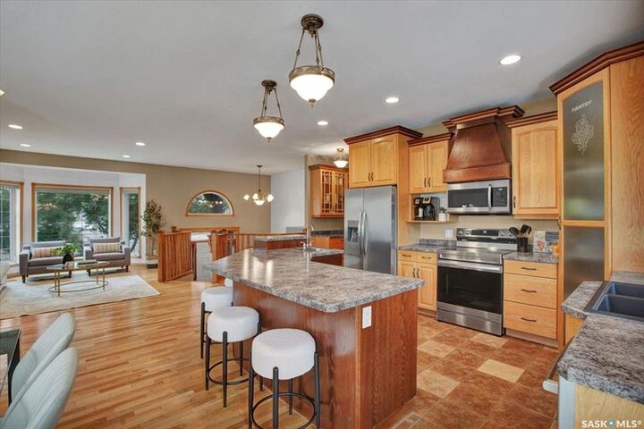 Property Photo:  214 Burke Place  SK S0K 4S0 