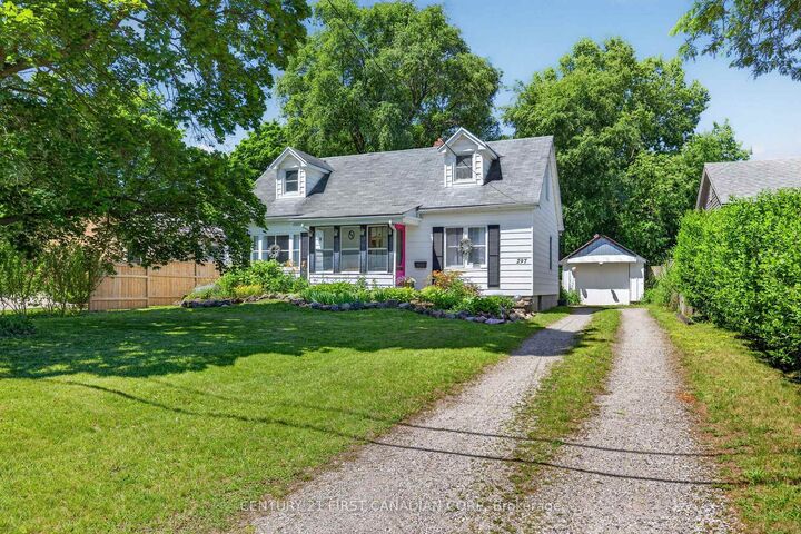 297 Stephen Street — photo 1