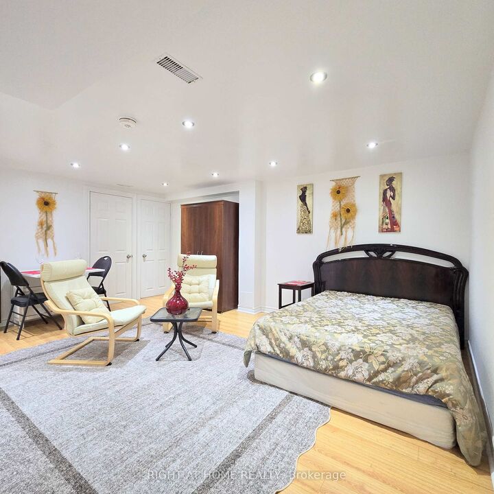 Property Photo:  47 Mare Crescent Lower  ON M9W 7E8 