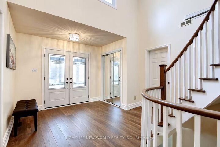 Property Photo:  3368 Cider Mill Place Upper C/D  ON L5L 3H6 