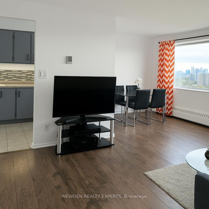 Photo de la propriété:  715 Don Mills Road 2608  ON M3C 1S5 