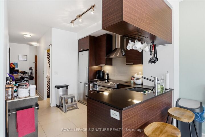 Property Photo:  1 Market Street 1504  ON M5E 0A2 
