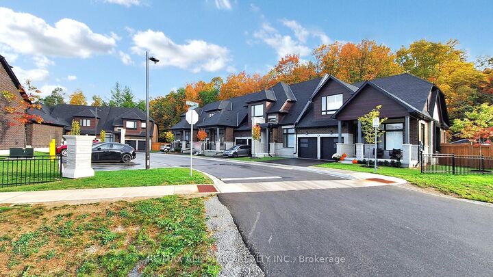 Property Photo: 5 Vern Robertson Gate ON L9P 0R9