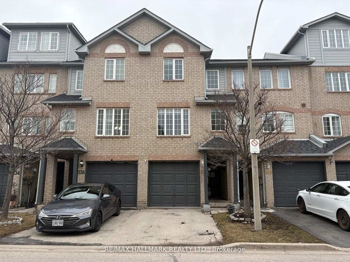 138 Spadina Road — photo 1
