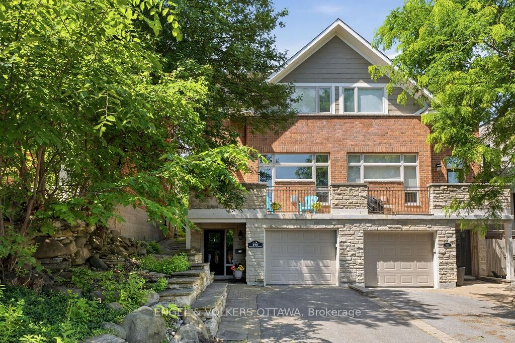 Property Photo:  270 Royal Avenue  ON K2A 1T5 