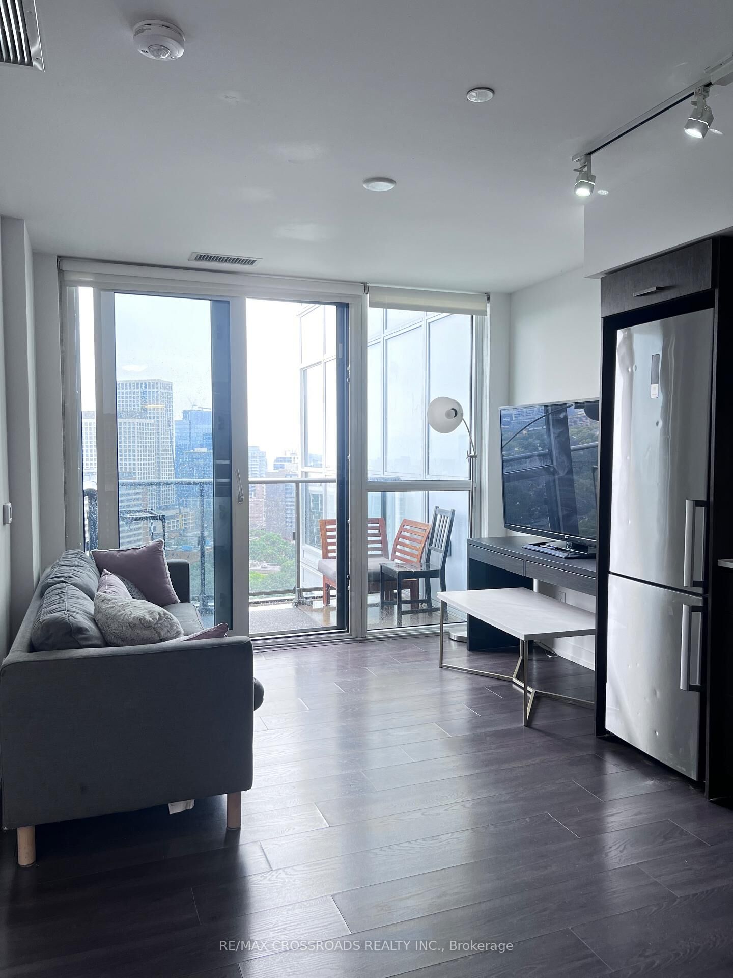 Property Photo:  219 Dundas Street E Ph111  ON M5A 0V1 