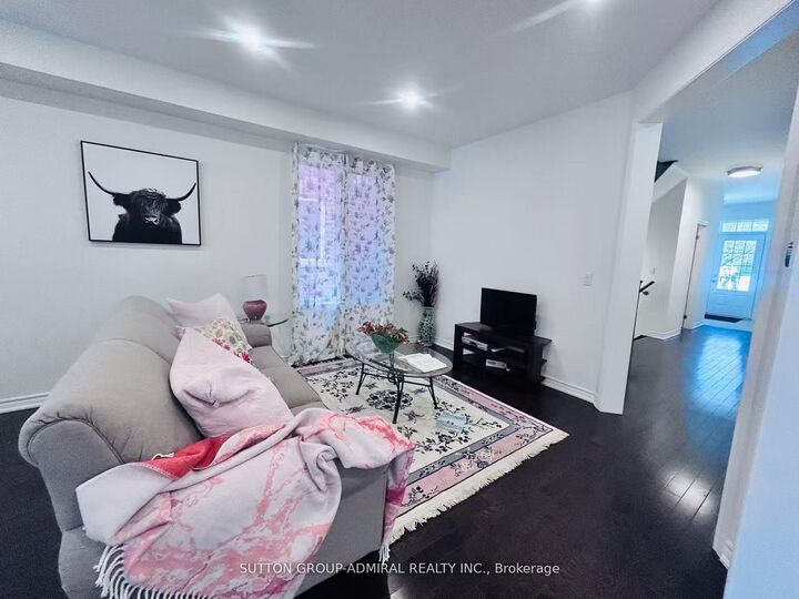 Property Photo: 81 Livante Court ON L6C 1J5