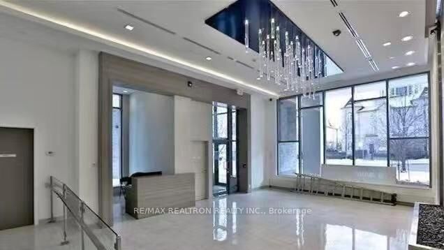 Property Photo: 28 Avondale Avenue 1102 ON M2N 0K2