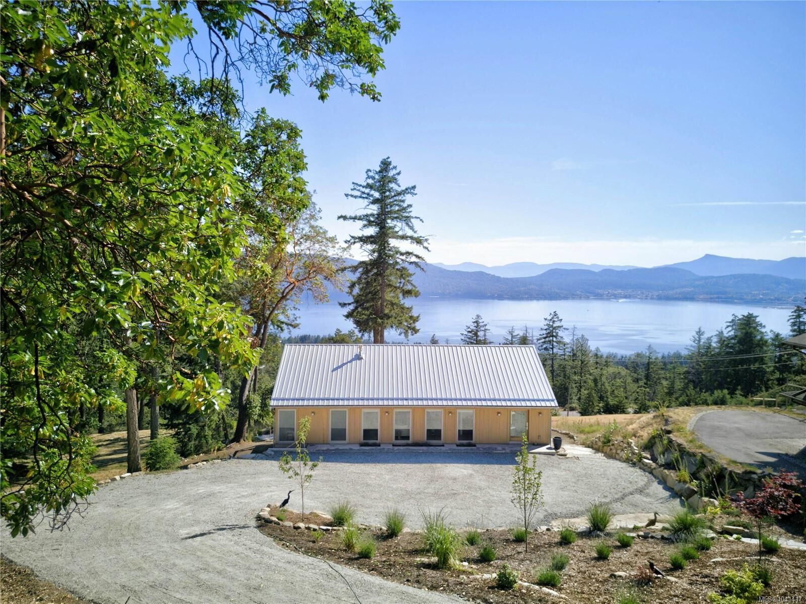 Property Photo: 293 Canvasback Pl BC V8K 2W5
