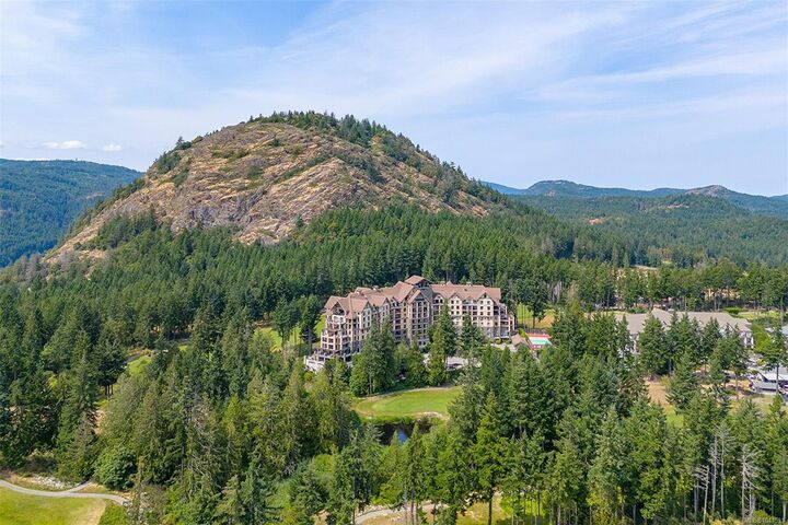 Property Photo: 1400 Lynburne Pl #524 BC V9B 0A4