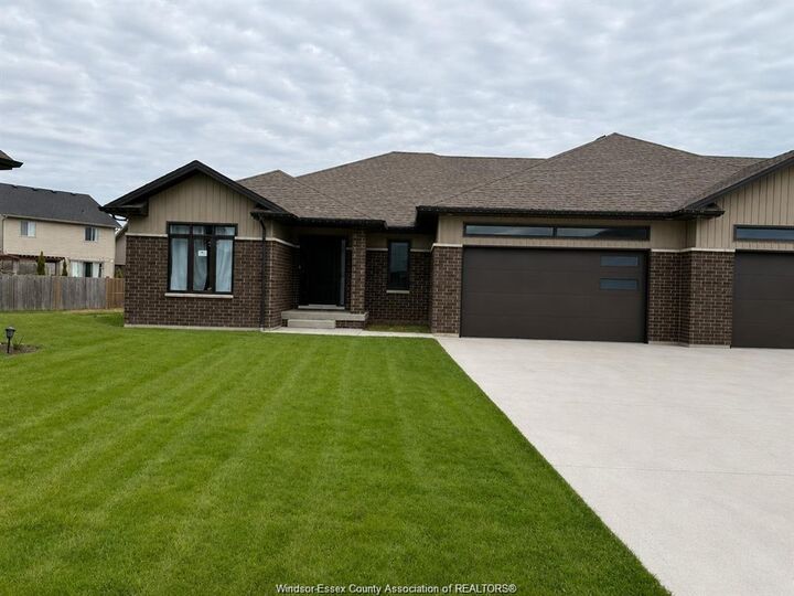 85 Bordeaux Place — photo 1