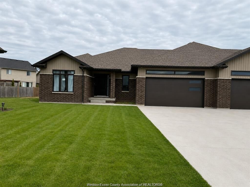 Property Photo: 85 Bordeaux Place ON N7M 0S4