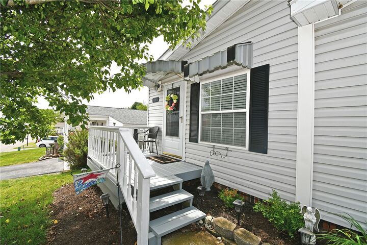 Property Photo: 16 Northridge Cir PA 15106