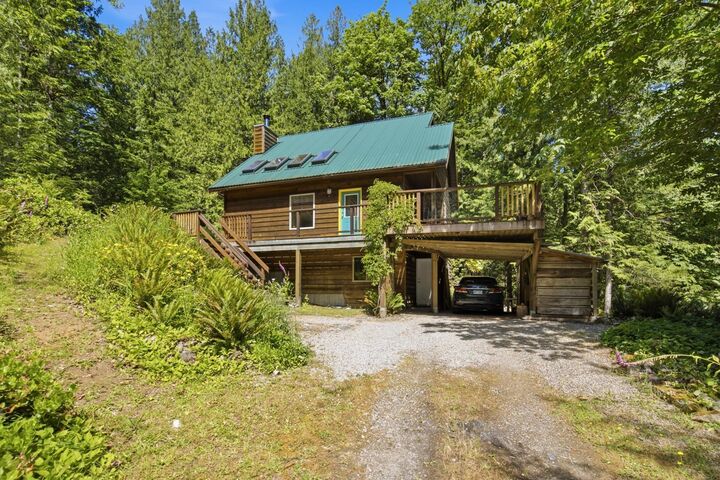5280 Bear Bay Road — photo 1