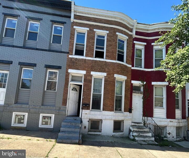 Property Photo: 1905 W Mosher Street MD 21217