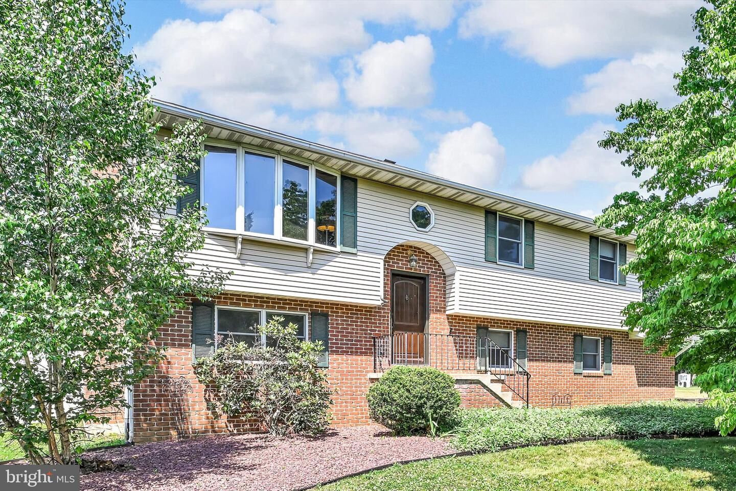 Property Photo: 648 W Spring Street PA 19522