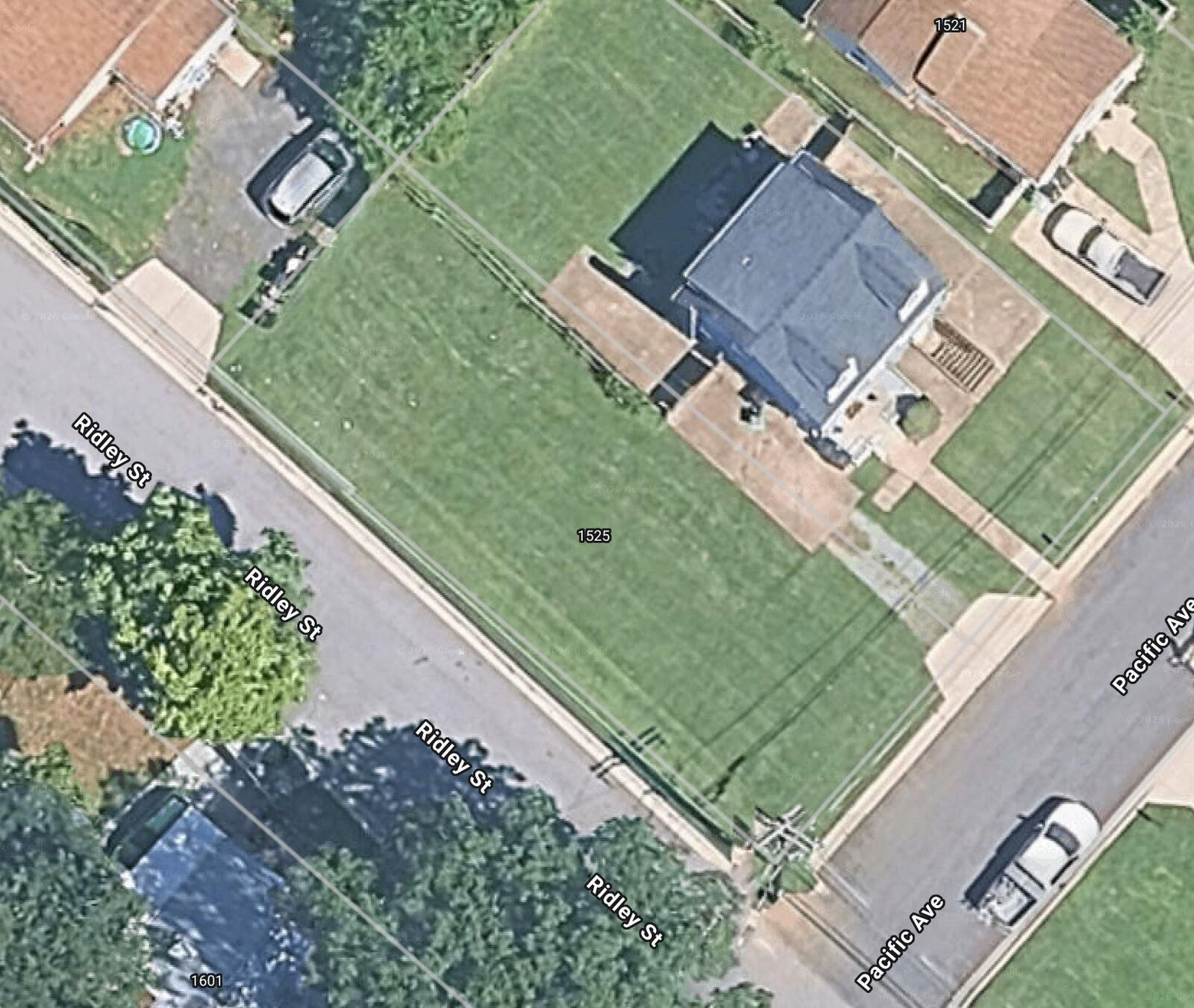 Property Photo: 1525 Pacific Avenue MD 20743