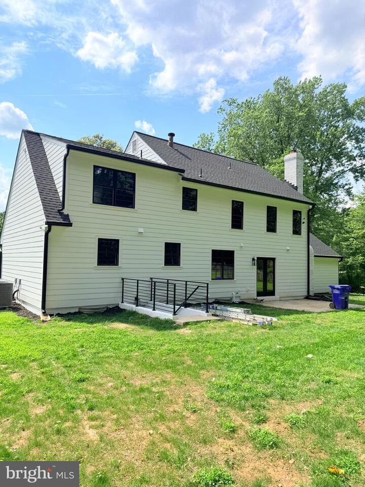 Property Photo:  16605 Cavalry Drive  MD 20853 