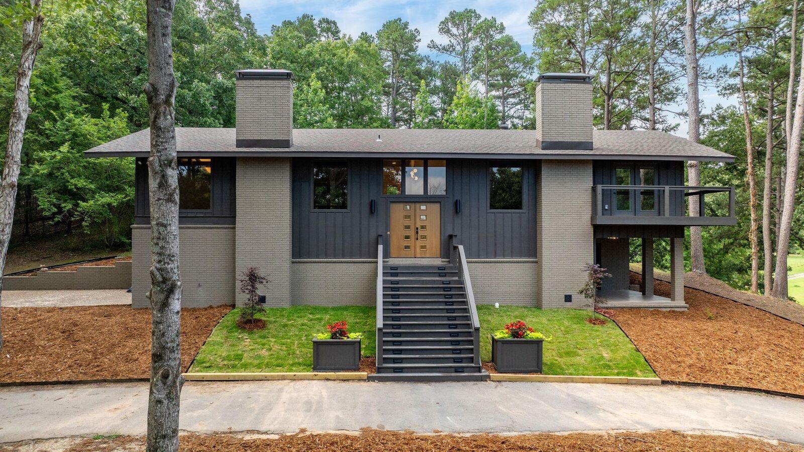 Property Photo:  4915 Garrison Road  AR 72223 