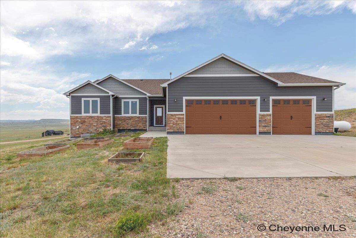 Property Photo:  1076 South Mule Trl  WY 82009 