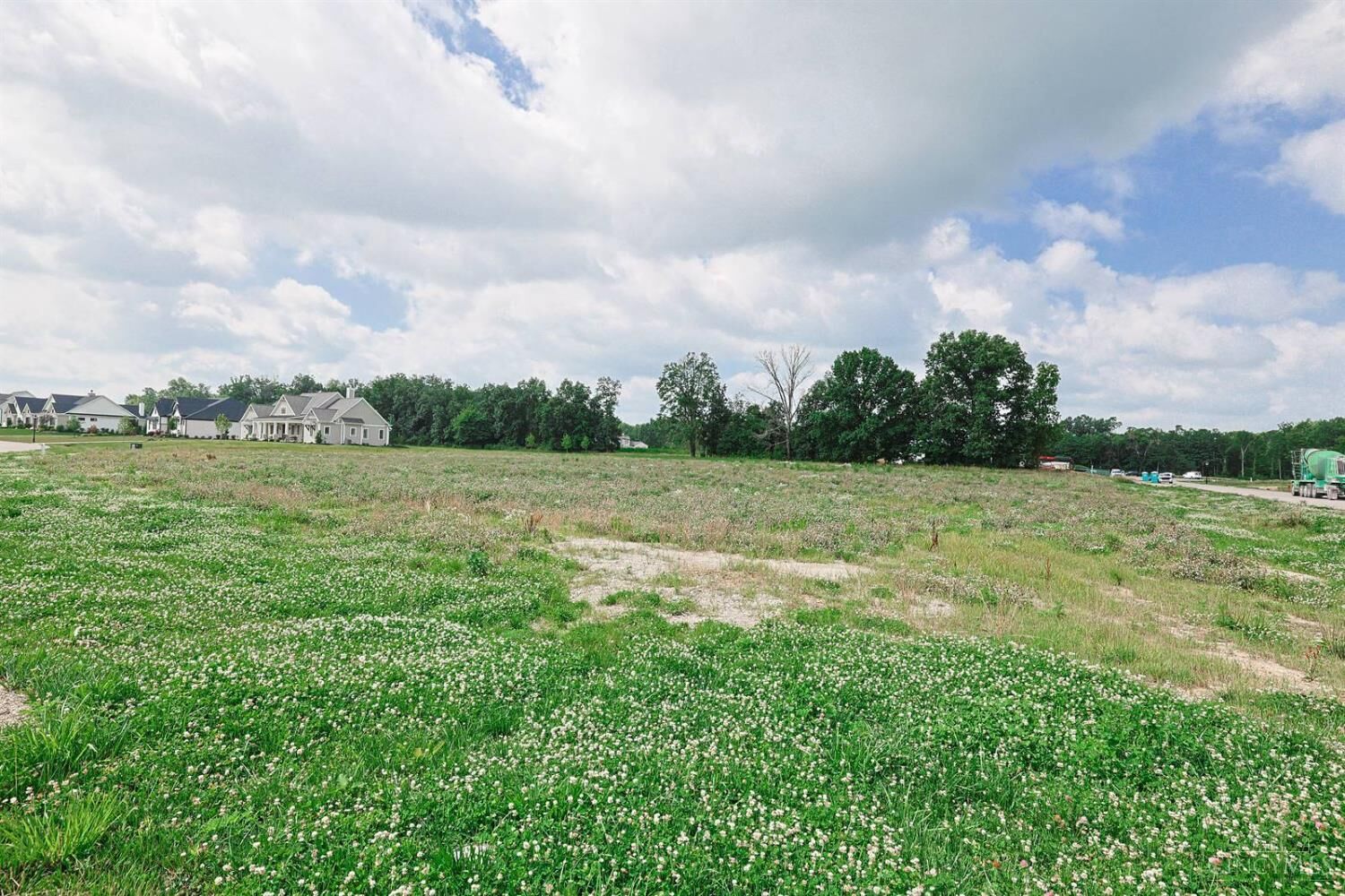 Property Photo: 6651 Saddleback Way OH 45140