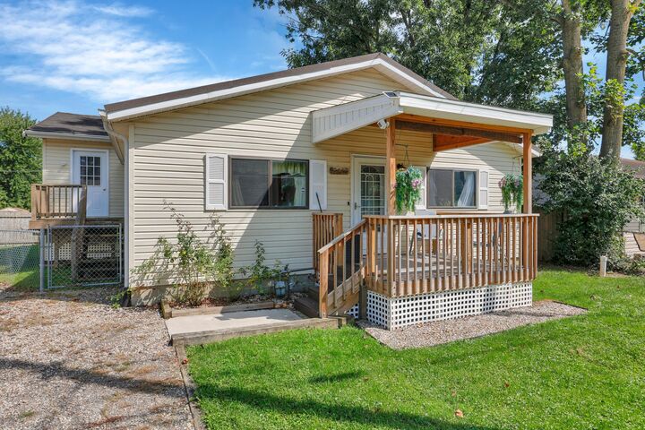 Property Photo:  130 Elliott Avenue  OH 43008 