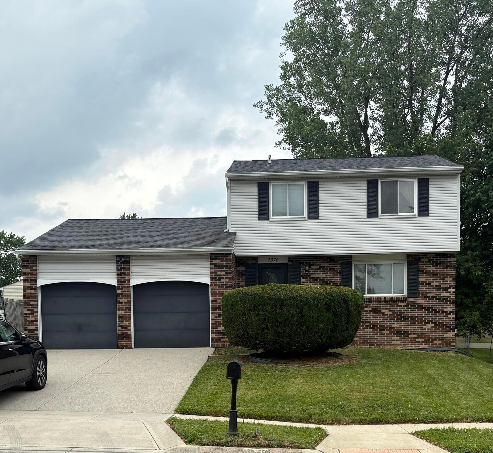 Property Photo: 2570 Niantic Drive OH 43224