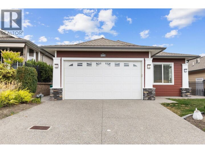 2067 Mallard Drive — photo 1
