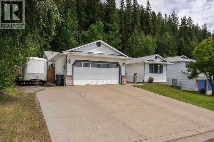 Property Photo:  4850 North Meadow Road  BC V2K 4E6 