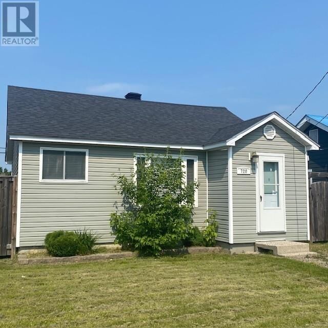 Property Photo:  720 First St E  ON P0T 1M0 