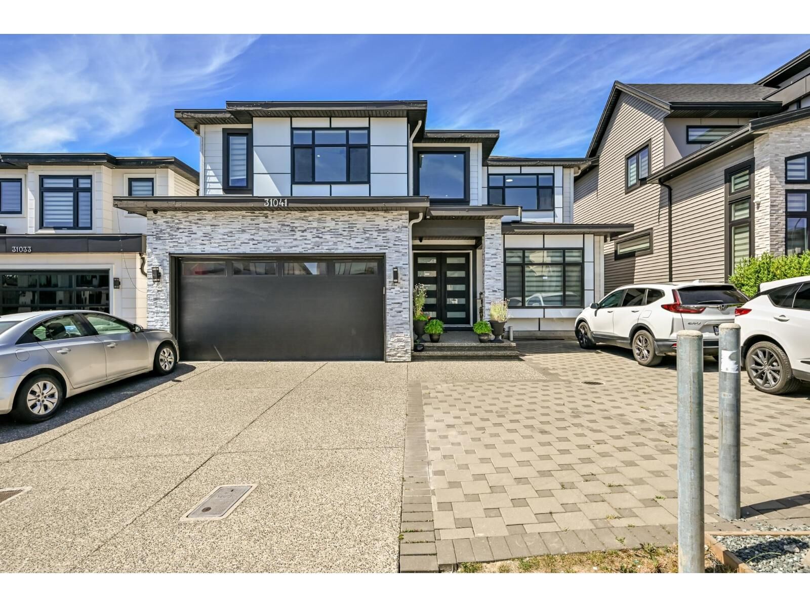 Property Photo: 31041 North Deertrail Drive North BC V2T 5J7