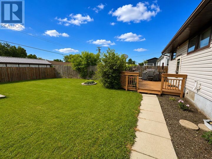Property Photo: 128 Dickenson Rd ON P0V 1C0
