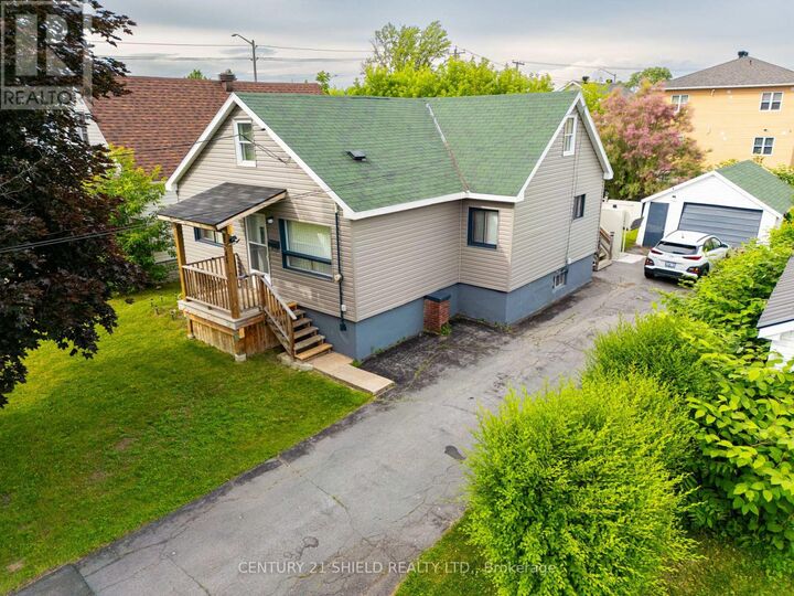 Property Photo:  1245 Notre Dame Street West  ON K6J 4Y7 