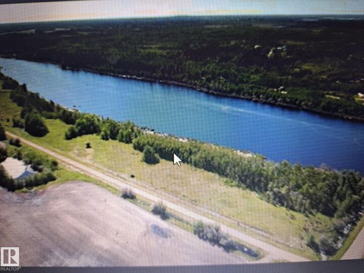 Twp Rd 610 RR 245 — photo 1
