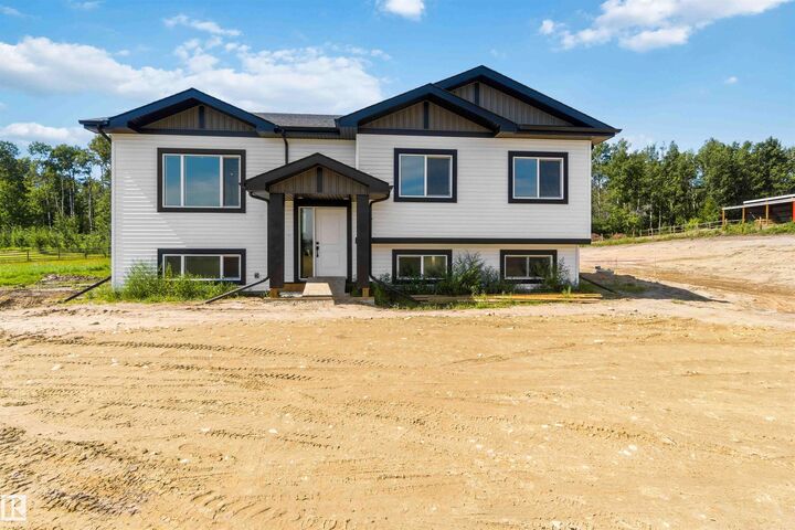 Property Photo:  55108 Range Road 15 401  AB T0E 1V0 
