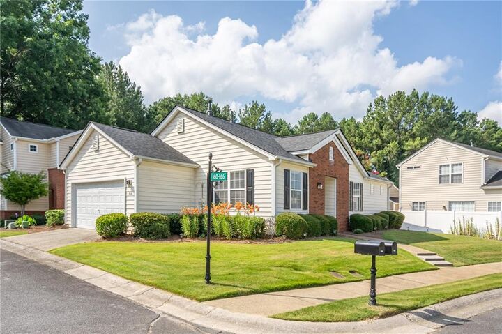 Property Photo: 166 Windcroft Circle NW GA 30101