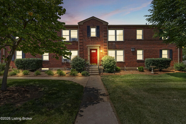 Property Photo:  2639 Landor Ave Unit 3C  KY 40205 