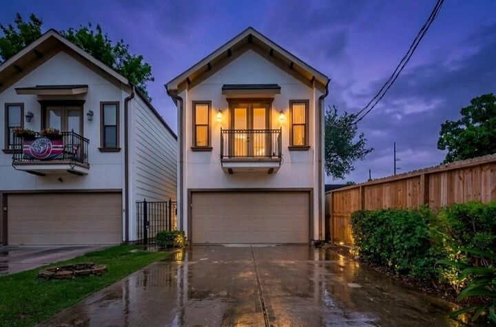 Property Photo: 4204 Eli Street A TX 77007