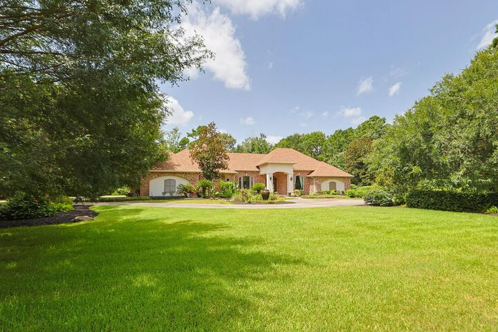 Property Photo:  3415 W Benders Landing Boulevard  TX 77386 