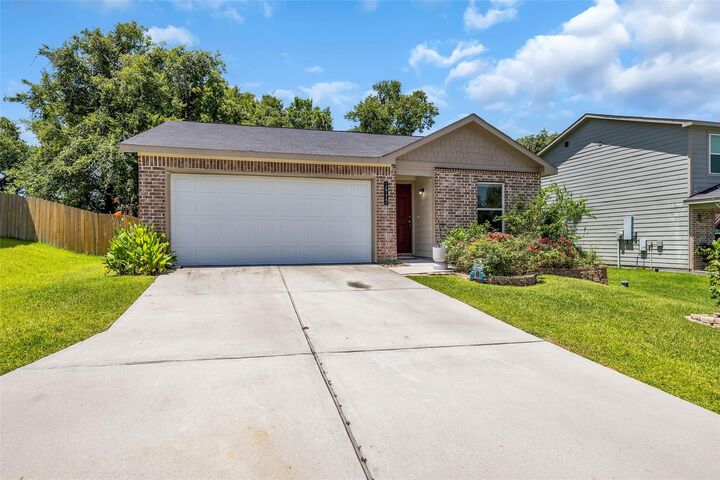 Property Photo: 14132 Harlequin Drive TX 77318