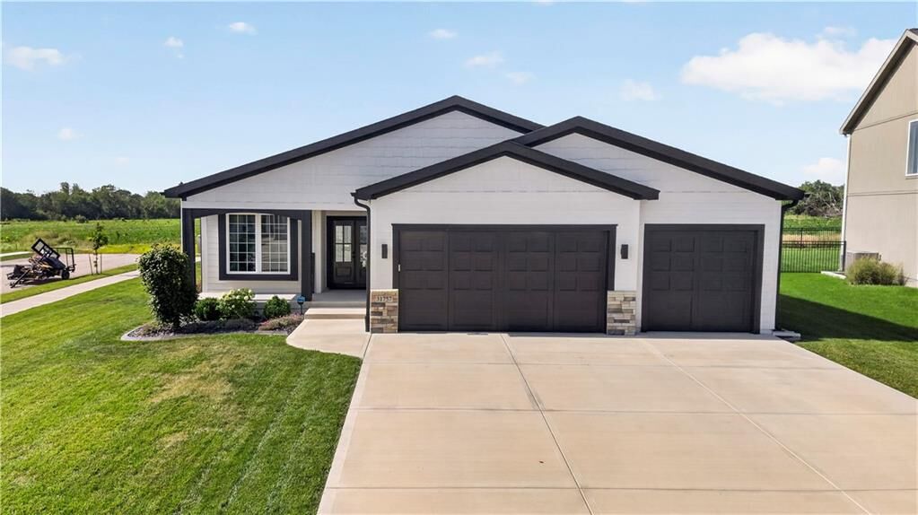 Property Photo: 31757 W 168th Court KS 66030
